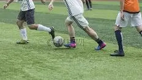 NBA常规赛：库里27分领衔勇士三人得分20+，不敌无字母哥雄鹿，罗林斯32分8板制胜