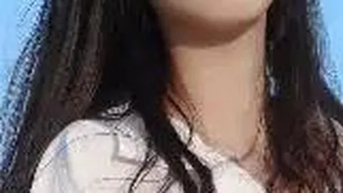 宣云携密友赏展，与潘玮柏画作合影力挺配偶