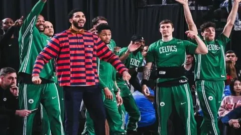 大乐透期号专家推荐：小将关键三分助球队取胜